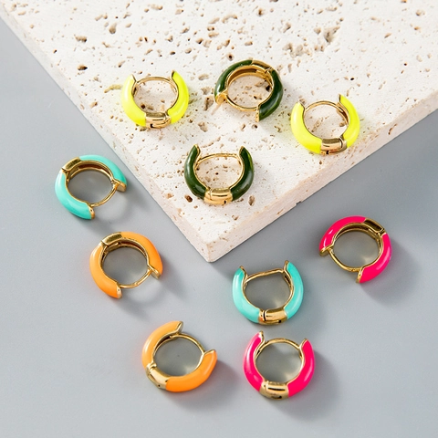 Pendientes Huggie Hoop Acero Inoxidable Chapado Oro Esmalte Colorido Forma U Geométrico Color Caramelo Joyería Mujer