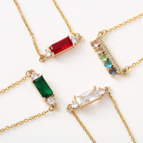 Elegante Bracciale Con Zircone Smeraldo Quadrato Per Donna In Rame Placcato Oro Catena Regolabile Gioielli Geometrici
