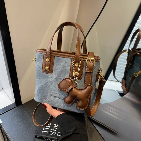Women Retro Contrast Bucket Bag Minimalist Niche PU Leather Denim Crossbody Bag Small Handbag With Dog Charm Daily Commuting