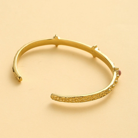 Roestvrijstalen Cuff Armband Natuursteen Inleg Gehamerde Textuur Vintage Westerse Stijl Retro Open Bangle Voor Dames