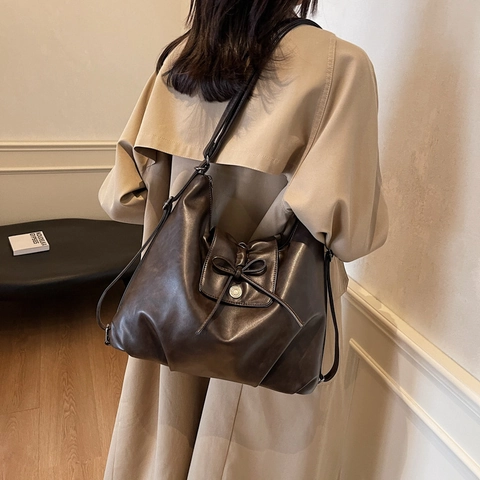 Sac Fourre-Tout En Cuir PU Grande Capacité Pour Femmes Avec Décoration De Nœud Papillon Sac À Épaule Froncé Rétro Style Coréen