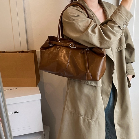 Sac Cabas En Cuir PU Brillant Grande Capacité Sac À Main Épaule Sous L'aisselle Style Rétro Vintage Femme Élégant Décontracté