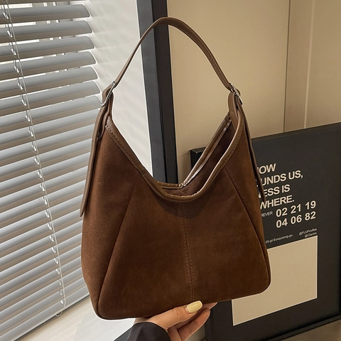 Große Hobo Schultertasche Mattes Wildleder Optik PU Leder Verstellbarer Gurt Pendler Unterachsel Tote Für Damen