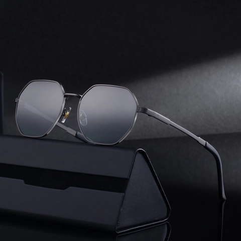 Polygonal Square Sunglasses Metal PC Frame UV400 Protection Outdoor Fashion Retro For Men