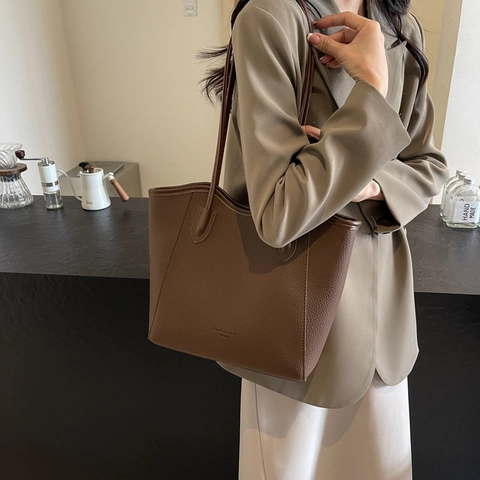 Bolso Tote Gran Capacidad Cuero PU Textura Lichi Borde Ondulado Bolso De Hombro Mujeres Viaje Color Sólido Elegante