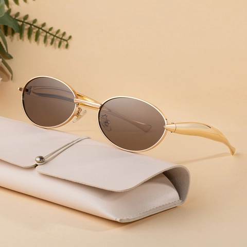 Retro Oval Metal Frame Sunglasses For Women UV400 Protection Streamlined Temples Fashion Eyewear For Daily Outing Travel
