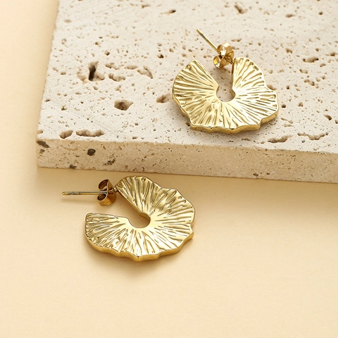 Orecchini In Acciaio Inossidabile Con Volant Irregolari Placcati Oro 14K Consistenza Radiosa Stile Bohémien Per Donne