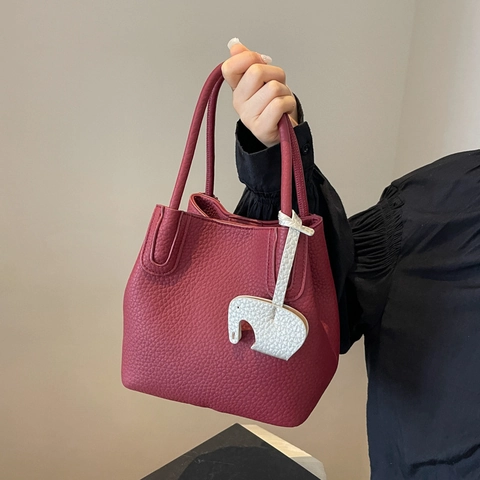 Borsa A Secchiello Da Donna In Pelle PU Con Ciondolo A Elefante Borsa A Tracolla Alla Moda Versatile