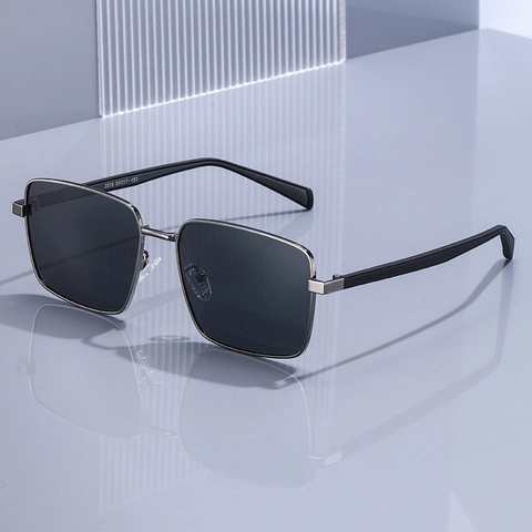 Men Polarized Square Sunglasses Metal Frame TAC Lens UV400 Protection For Driving Fishing Travel Modern Fashion Shades
