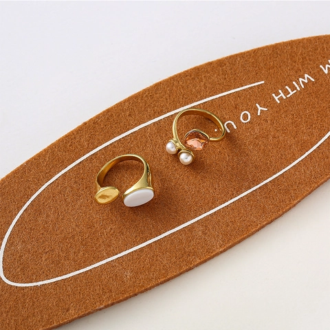 Chic Stainless Steel Ring With Oval Shell Inlay Minimalist Gold Plated Open Adjustable Elegant Finger Jewelry For Women