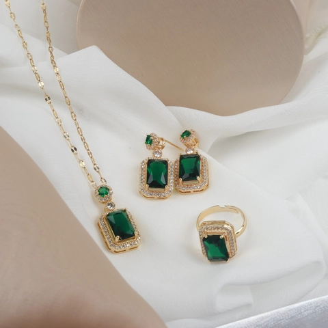 Vintage Emerald Zirconia Necklace Earrings And Adjustable Ring Stainless Steel 18K Gold Plated Rectangular Halo Jewelry For Women Elegant Luxury Accessory
