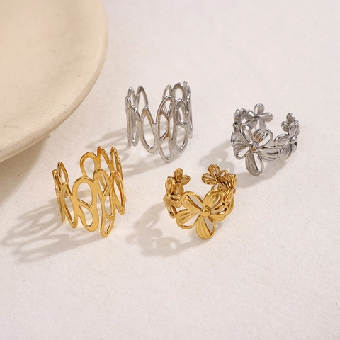 Ausgehöhlte Blume Unregelmäßige Welle Edelstahl Offene Ringe Für Frauen Verstellbares Band Vintage Modeschmuck