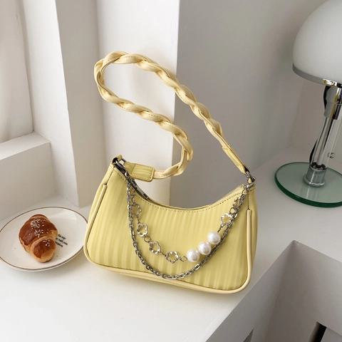 Women Shoulder Underarm Bag PU Leather Vertical Pleated Texture With Woven Strap Artificial Pearl Flower Chain Trendy Fashion