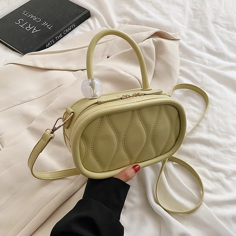 Dames PU Lederen Golf Gewatteerde Ovalen Schoudertas Crossbody Tas Met Handvat En Marmeren Bal Bedel Verstelbare Riem