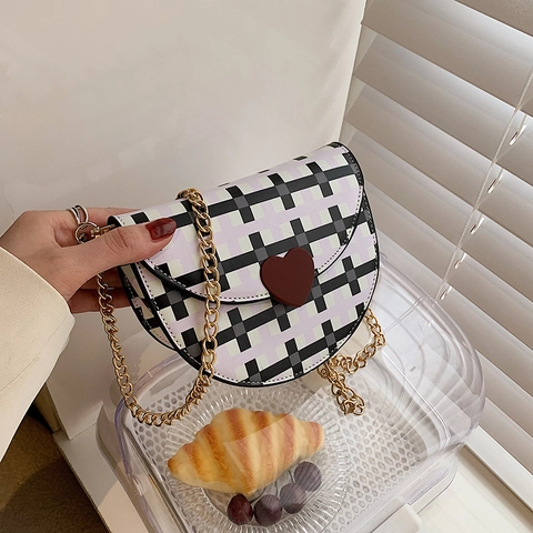 Borsa Tracolla Donna Motivo A Quadri Fibbia A Cuore Catena Dorata Semicircolare Sella Stile Dolce Pelle PU