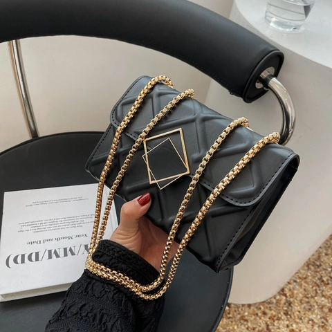 Women Quilted Shoulder Bag PU Leather Square Crossbody Handbag With Metal Chain Strap Geometric Buckle Flap Fashion Chic