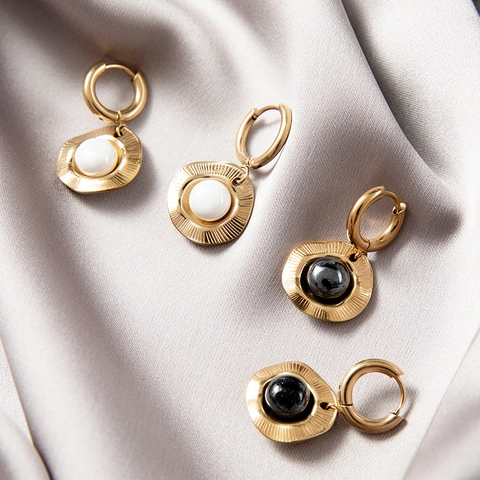 Retro 18K Gold Plated Stainless Steel Hoop Earrings With Irregular Wave Round Disc Natural Stone Bead For Women Light Luxury