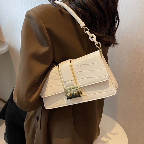 Nischendesign Unterarmtasche PU-Leder Krokodilmuster Metallschloss Harzkette Schulterhandtasche Für Frauen Mode
