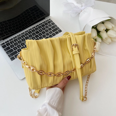 Ruched PU Leather Shoulder Bag Underarm Bag For Women With Golden Chain Decorative Strap Elegant Street Style Dumpling Bag