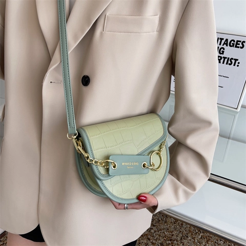 Bolso De Hombro Tipo Silla Mujer Patrón Cocodrilo Cuero PU Color Contraste Bolso Cruzado Medio Círculo Con Cadena Dorada