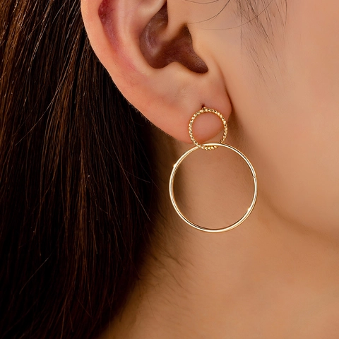 Minimalistische Geometrische Doppelrunde Hohlohrringe Legierung Schmuck Für Frauen Täglich Pendeln Party