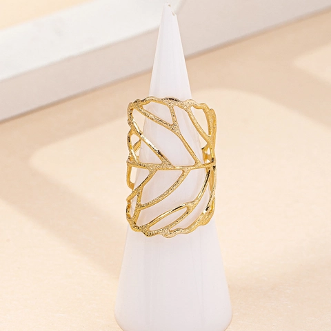 Anello Aperto Foglia Traforata Regolabile Metallo Texturizzato Elegante Gioielli Minimalisti Accessorio Moda Donna