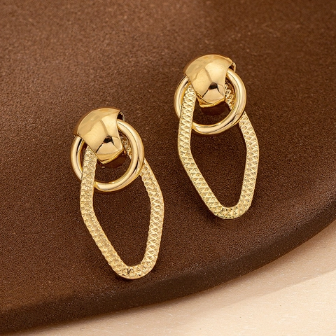 Geometrische Hangende Oorbellen Gehamerde Textuur Gouden Legering Elegante Oorsieraden Voor Dames Mode Dagelijkse Accessoires