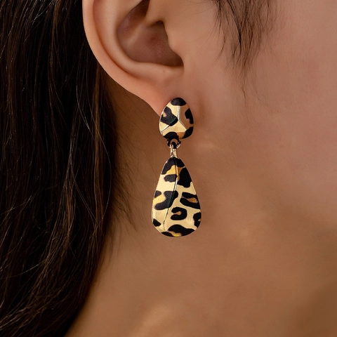 Modische Leopard Print Wassertropfen Ohrhänger Zinklegierung Geometrische Goldene Retro Stil Damen Trendiger Schmuck