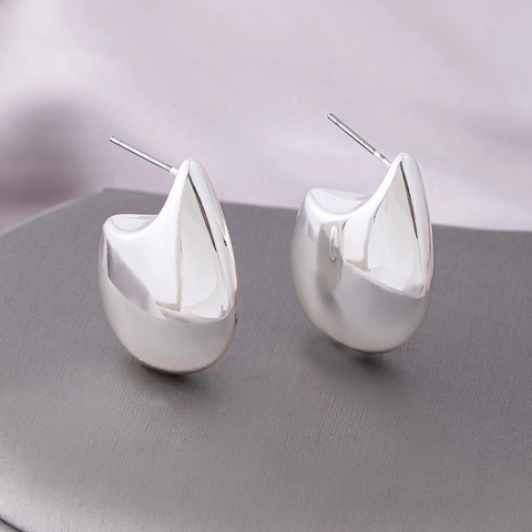 Pendientes De Botón De Gota Aleación Con Poste De Plata De Ley 925 Joyas Pulidas Minimalistas Para Mujer