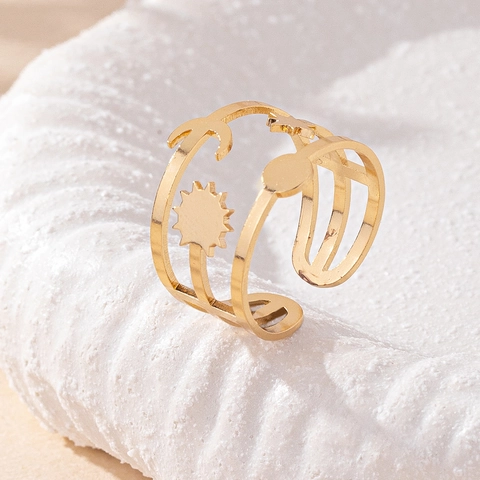 Retro Celestial Adjustable Ring Alloy Gold Plated Triple Layer Hollow Sun Moon Star Design Vintage Fashion For Women