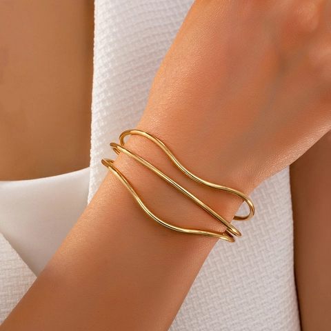 Gelaagde Golf Open Armband Legering Verguld Minimalistisch Ontwerp Mode Sieraden Dames