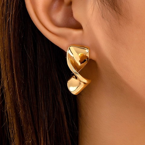 Boucles D'oreilles Géométriques Torsadées Spirale Alliage Plqué Or Style Ruban Minimaliste Moderne Pour Femmes