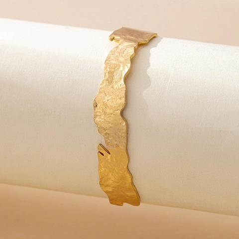 Irregular Hammered Texture Open Cuff Bangle Alloy Geometric Molten Metal Style Bracelet Women Vintage Gold Tone Jewelry
