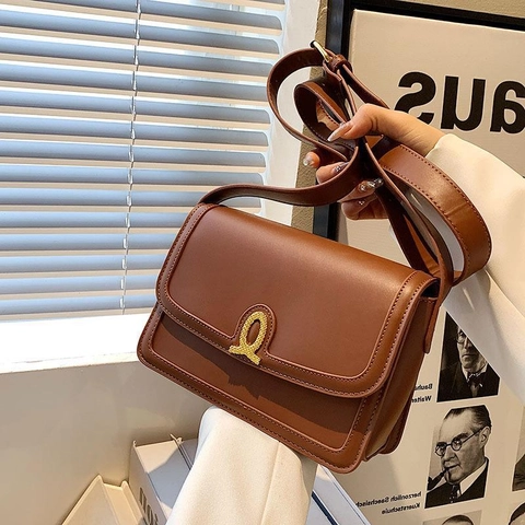 Women Shoulder Bag PU Leather Retro Small Square Crossbody With Gold Metal Buckle Adjustable Strap Solid Color Fashion