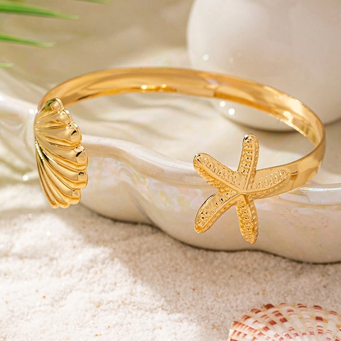 Starfish Shell Open Cuff Bracelet Gold Plated Alloy Summer Beach Vacation Minimalist Elegant Fashion Accessories