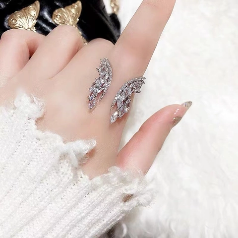 Engelsflügel Feder Offener Ring Kupfer Mit Zirkonia Verstellbarer Fingerschmuck Für Damen Eleganter Funkelnder Schmuck