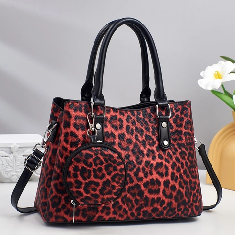 Borsa A Mano Da Donna Con Stampa Leopardata Pelle PU Grande Capacità Borsa A Tracolla Con Ciondolo Tondo Portamonete