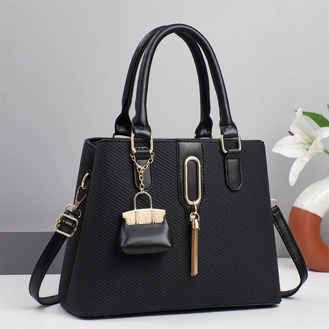 Geflochtene Textur PU Leder Handtasche Mit Quaste Mini Anhänger Elegant Große Kapazität Schultertasche Tote Mode Tasche