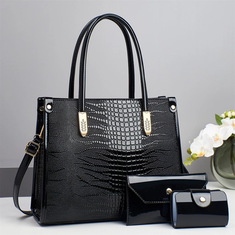 Crocodile Embossed PU Leather Tote Bag Envelope Clutch And Card Holder Large Capacity Elegant Gold Hardware Shoulder Bag