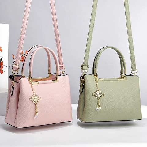 Women Litchi Grain PU Leather Shoulder Bag Large Capacity Handbag Elegant Chinese Knot Artificial Pearl Pendant Gold Hardware