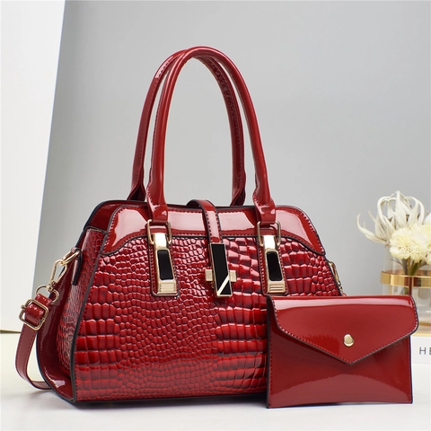 Crocodile Pattern Patent PU Leather Handbag And Pouch Large Capacity Shoulder Bag Elegant Streetwear Fashion For Women