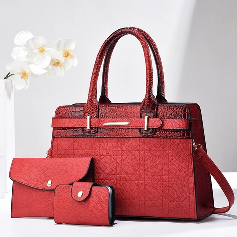 Women Vintage Quilted PU Leather Handbag With Crocodile Pattern Large Capacity Shoulder Bag Clutch Card Holder Elegant