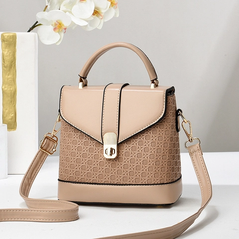 Chic Woven Texture PU Leather Crossbody Bucket Bag For Women Minimalist Small Handbag With Metal Lock And Adjustable Strap