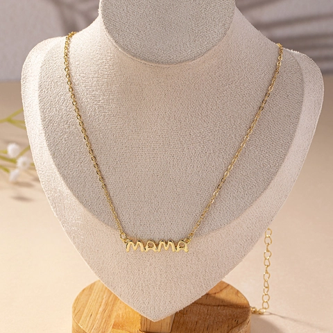 Collar Con Colgante De Letra Mama Color Dorado Aleación Joyería Sencilla Elegante Regalo Para Mamá