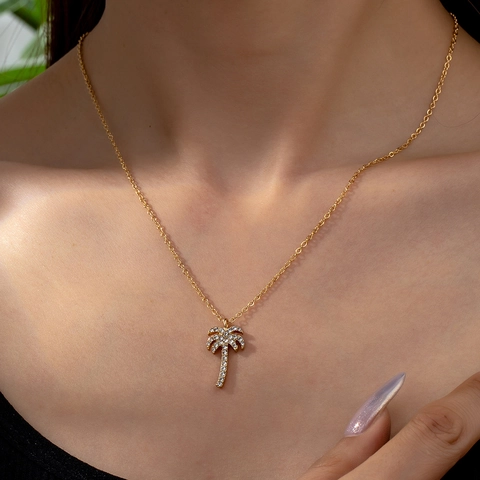 Palm Tree Pendant Necklace Alloy Rhinestone Summer Beach Vacation Style Fashionable Jewelry For Women Gold Tone
