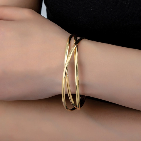 Interlocking Bangle Bracelet Alloy Polished Intertwined Rings Minimalist Trendy Fashion Jewelry For Women