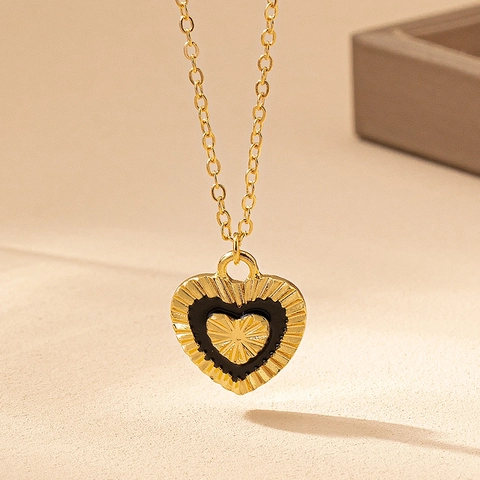 Collier Pendentif Cœur Vintage Alliage Zinc Émail Noir Motif Étoile Style Français Bijoux Minimalistes Élégants