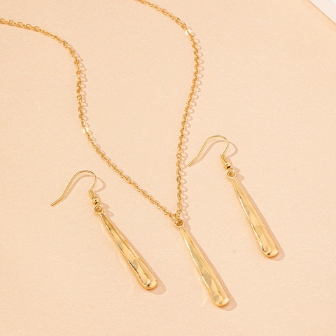 Joyas De Aleación Collar Con Colgante De Gota De Agua Y Pendientes Colgantes Elegante Minimalista Para Mujer Tono Dorado