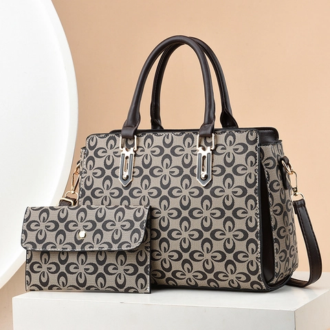 Sac À Main En Cuir PU À Motif Monogramme Vintage Grande Capacité Et Long Portefeuille Assorti Sac Bandoulière Femme