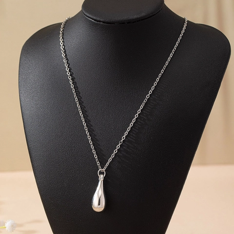 Wassertropfen Anhänger Halskette Metallisch Spiegelglanz Minimalistisch Elegant Modeschmuck Für Damen